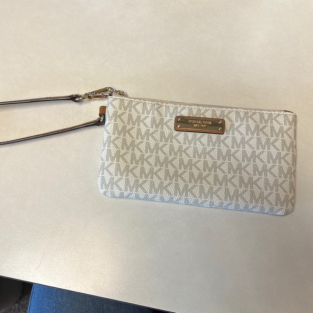 MK wristlet